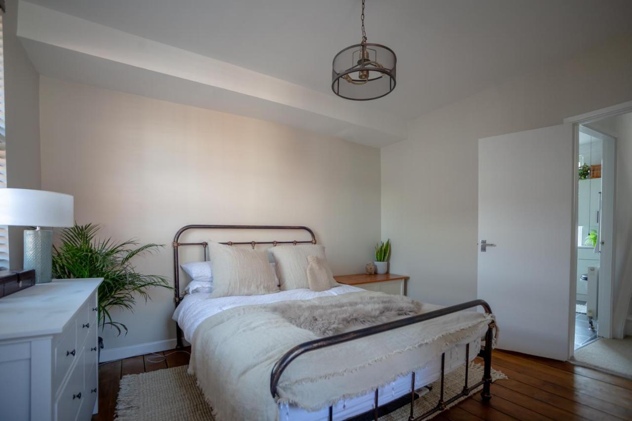 Hereford City - St Owens Terrace - Comfortable & Spacious Well Presented Three Storey House, Perfect For A Weekend Away & Exploring The City On Foot - Hosted By Rentmyhouse Dış mekan fotoğraf