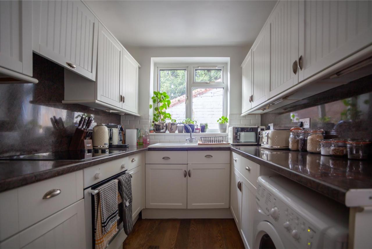 Hereford City - St Owens Terrace - Comfortable & Spacious Well Presented Three Storey House, Perfect For A Weekend Away & Exploring The City On Foot - Hosted By Rentmyhouse Dış mekan fotoğraf