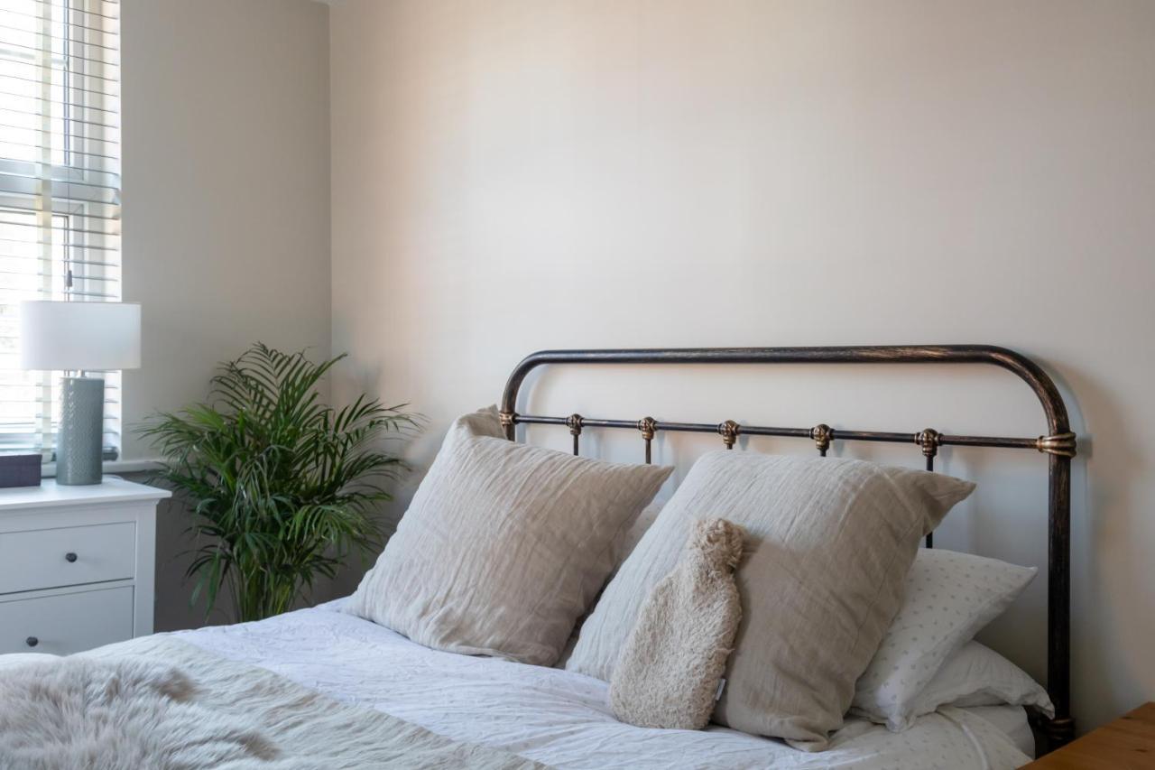 Hereford City - St Owens Terrace - Comfortable & Spacious Well Presented Three Storey House, Perfect For A Weekend Away & Exploring The City On Foot - Hosted By Rentmyhouse Dış mekan fotoğraf